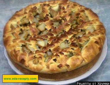 Пирог с грушами с орехами