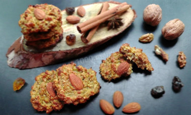 Диетическое овсяное печенье с орехами на простокваше
