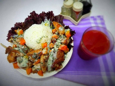 Кролик в сливочной подливе
