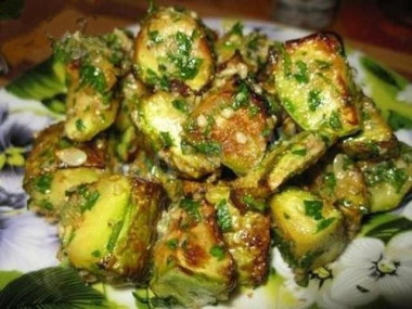 Кабачки чесночно-ореховые