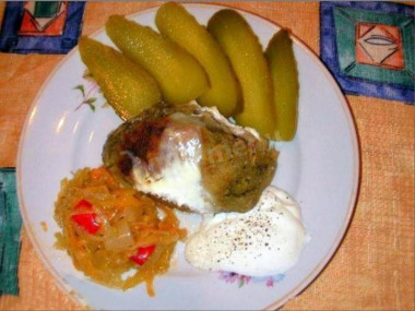 Колдуны со свининой и луком на сливочном масле