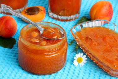 Варенье из абрикосов с ядрышками из косточек на зиму
