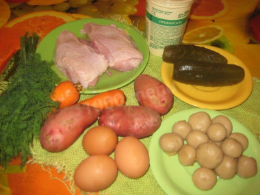 Рецепт - Салат грибная полянка - Шаг 1 - Подготовьте необходимые ингредиенты.