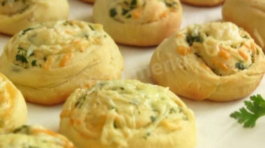 Булочки с сыром и чесноком
