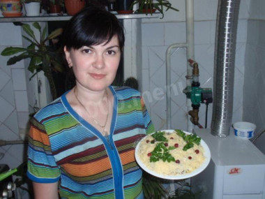 Рецепт - Салат из куриных сердечек с грибами - Шаг 7 -  Готовый салат ставим в холодильник на несколько часов чтобы пропитался