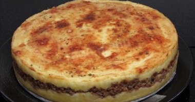 Запеканка с фаршем и картошкой