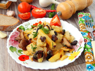 Рыжики жареные с картошкой