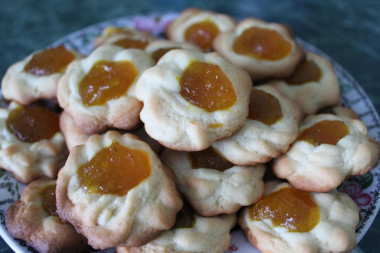 Печенье Курабье с джемом