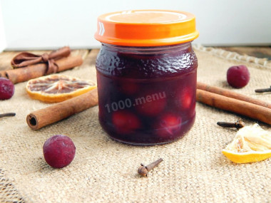 Варенье из войлочной вишни с косточками