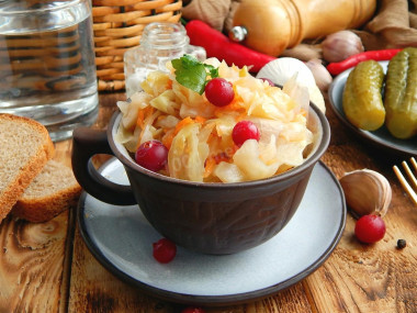 Квашеная капуста с хреном на зиму