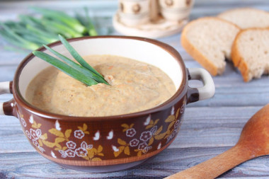 Суп пюре из куриной печени с картошкой