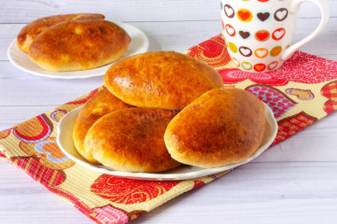 Мягкие пирожки в духовке