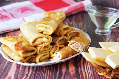 Блины с курицей грибами и сыром