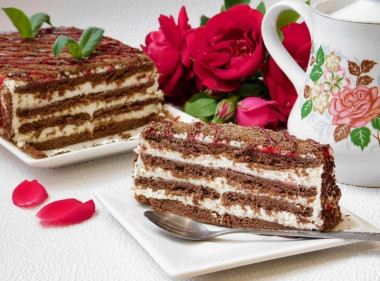 Торт из печенья и творога без выпечки