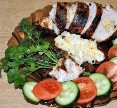 Грудка с ананасами