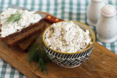Творог с грецкими орехами