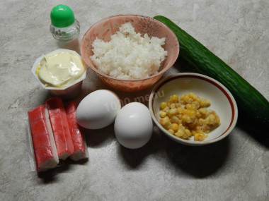 Рецепт - Салат крабовые палочки рис яйца - Шаг 1 - Приготовим ингредиенты для салата.