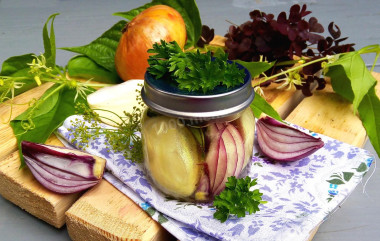 Маринованный лук на зиму