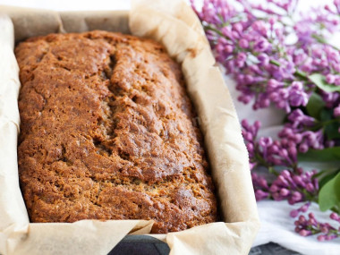 Пирог Мазурка с орехами и изюмом