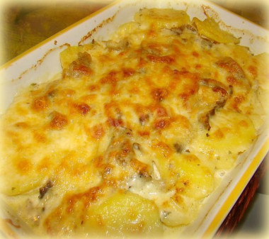 Рыба в духовке с картофелем и грибами