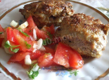 Зразы из курицы с майонезом и сыром