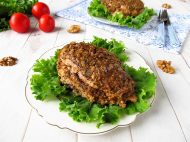 Куриная грудка с грецкими орехами запеченная в духовке