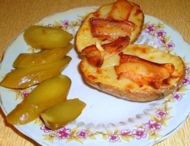 Картофель запеченный в духовке