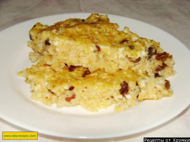 Каша-крупеник пшенная с изюмом