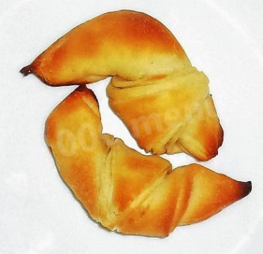 Круассаны из слоеного теста