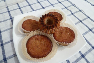 Маффины банановые с корицей