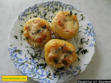 Картофель фаршированный ветчиной и сыром