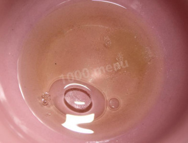 Рецепт - Баклажаны фаршированные овощами укропом и чесноком - Шаг 6 -  Складываем в кастрюлю и готовим заправку-соус.