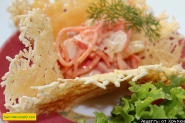 Тарталетки сырные с овощами