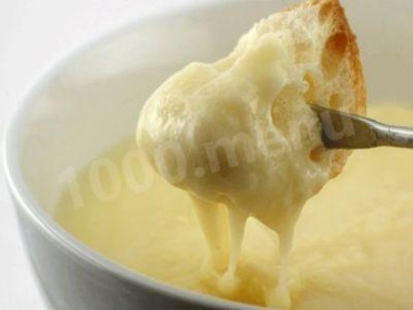 Сырное фондю без вина