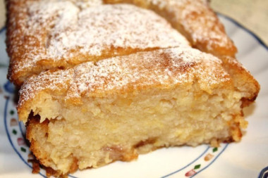 Яблочный кекс