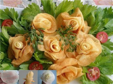 Розы из картофеля