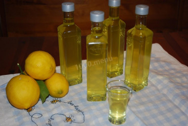 Лимонный спотыкач с кинзой