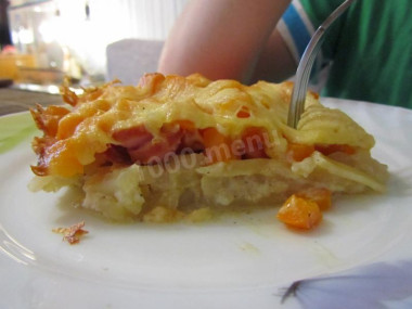 Картофель с сосиской чесноком и майонезом в духовке