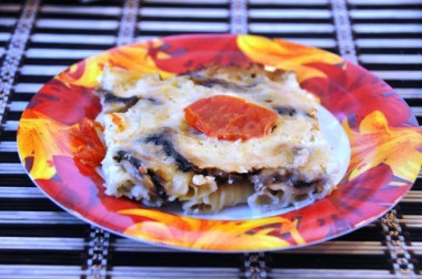 Макароны с мускатным орехом и сыром