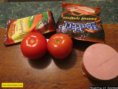Рецепт - Салат с сухариками, колбасой и помидорами - Шаг 1 - Ингредиенты