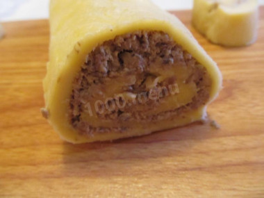 Рулет с грибами и сыром курицей