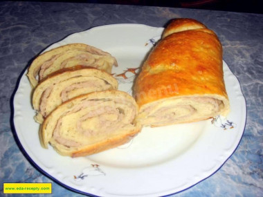 Рулет с мясом