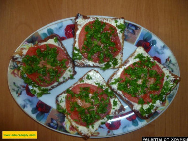 Помидорки с чесноком