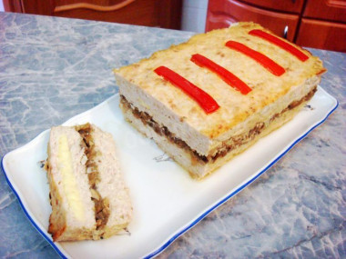 Куриный хлеб с сыром и грибами