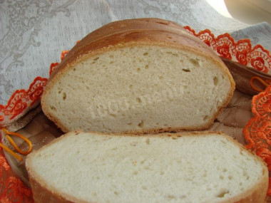 Дрожжевой белый хлеб на оливковом масле