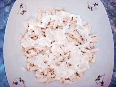 Рецепт - Салат торт - Шаг 3 -  смазать майонезом