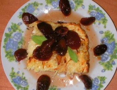 Лапшевник с творогом и изюмом