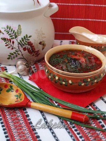 Постный борщ с черносливом