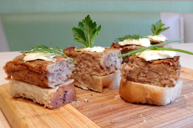 Форшмак с селедкой и говядиной