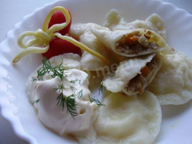 Вкусные вареники с гречкой и овощами